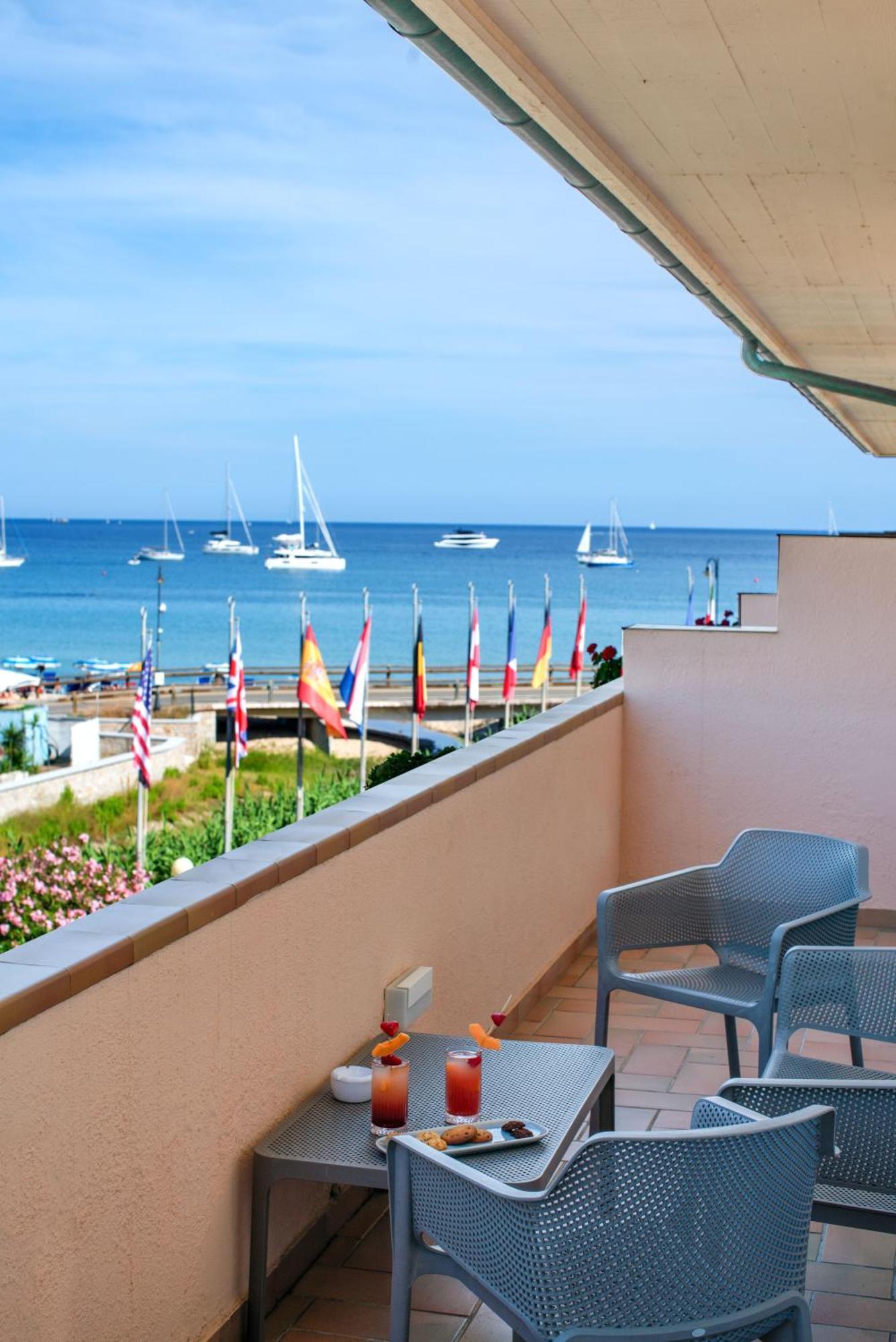 Hotel Riva Del Sole Марина-ді-Кампо Екстер'єр фото